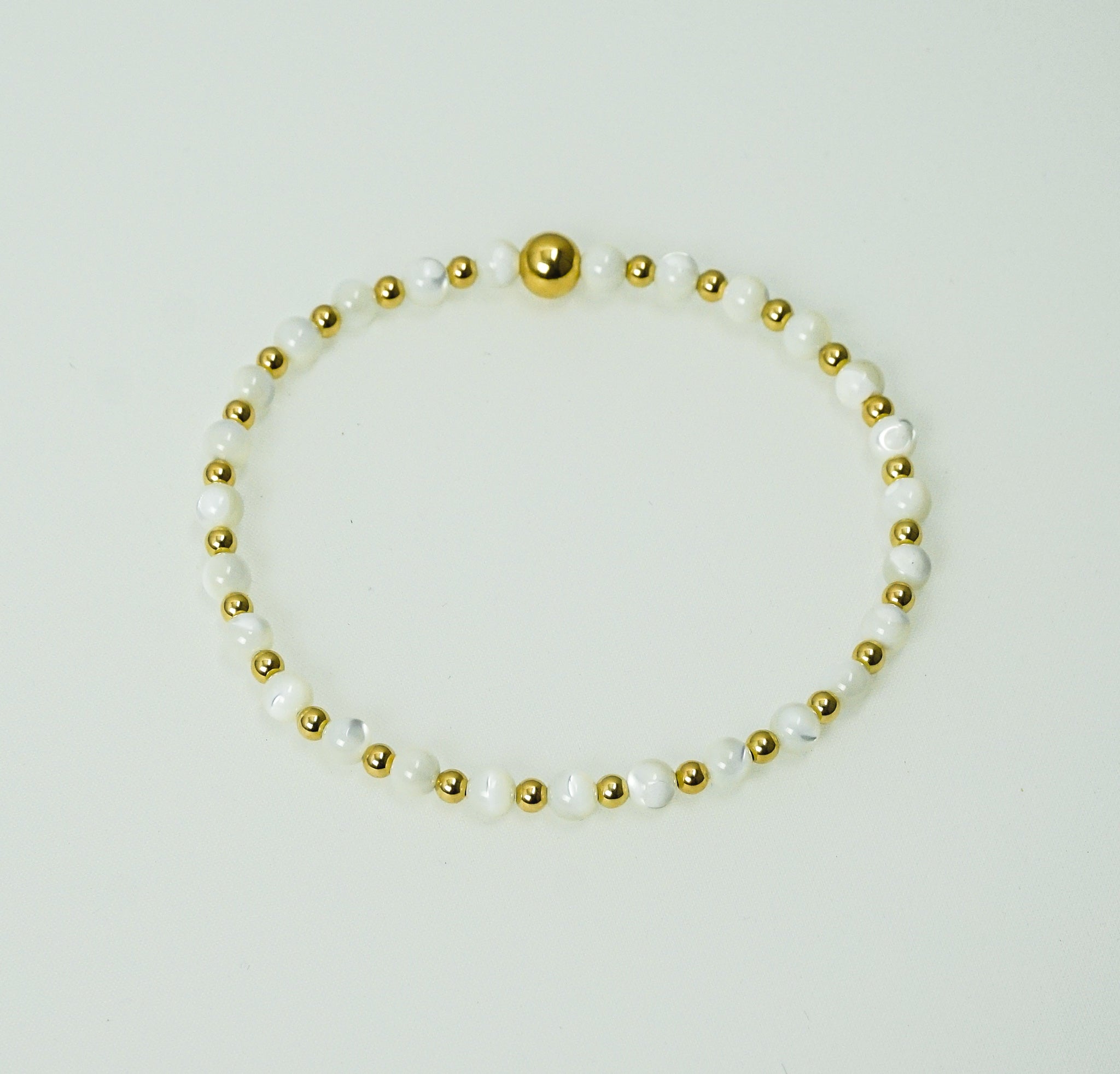 Mother of Pearl and Gold Mix Bracelet