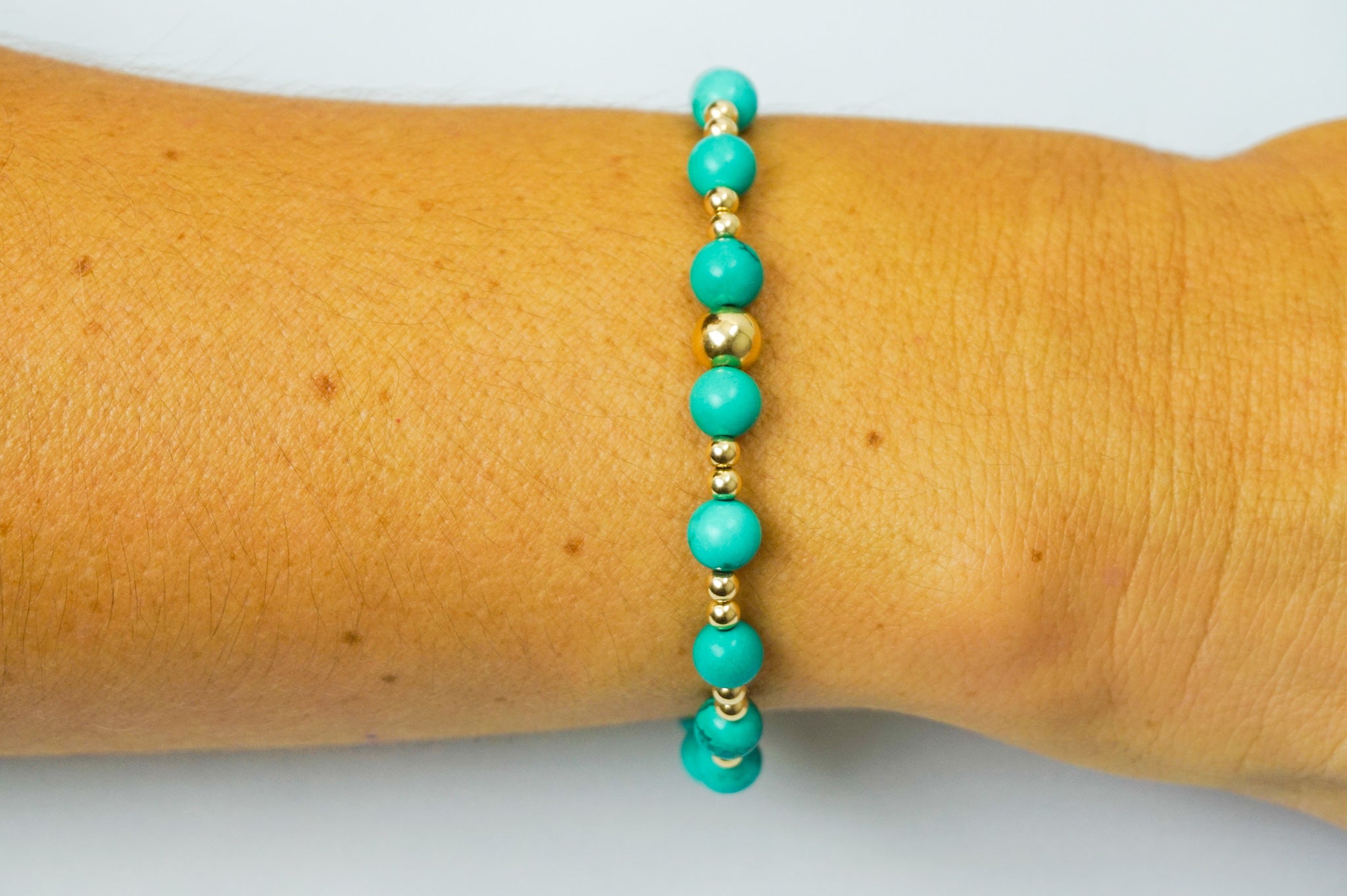 Turquoise 6mm and Gold Mix Bracelet